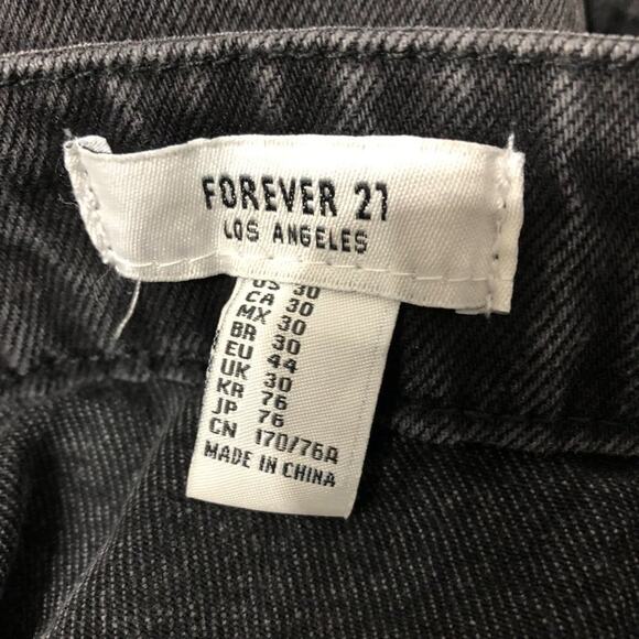 Forever 21 A-line mini skirt, button front, fitted waist, black denim  30 Black - Picture 6 of 7